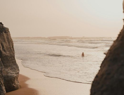 EAUde1974_lifestyle_moods_purchased_T1_Capri_120-scaled